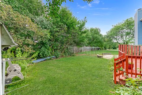 Tiny photo for 1121 Southbridge Lane, Schaumburg, IL 60194 (MLS # 12445584)