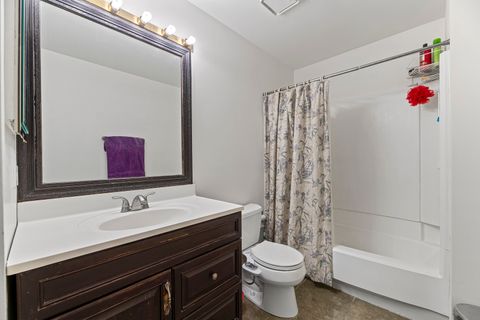 Tiny photo for 1121 Southbridge Lane, Schaumburg, IL 60194 (MLS # 12445584)