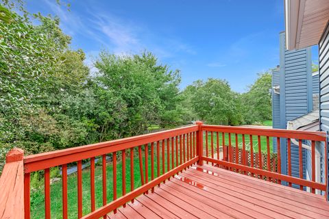 Tiny photo for 1121 Southbridge Lane, Schaumburg, IL 60194 (MLS # 12445584)