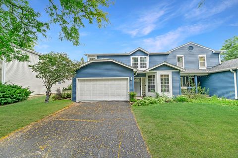 Photo of 1121 Southbridge Lane, Schaumburg, IL 60194 (MLS # 12445584)