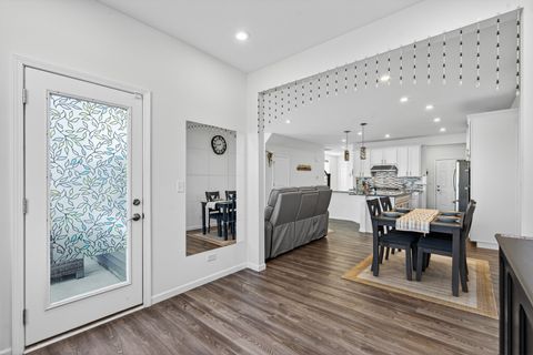 Tiny photo for 509 Watercress Drive, Aurora, IL 60504 (MLS # 12613712)