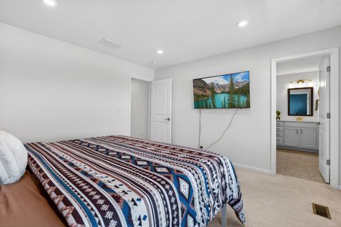 Tiny photo for 509 Watercress Drive, Aurora, IL 60504 (MLS # 12613712)