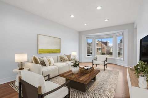 Tiny photo for 6041 W Gunnison Street, Chicago, IL 60630 (MLS # 12584589)