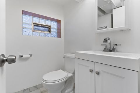 Tiny photo for 6041 W Gunnison Street, Chicago, IL 60630 (MLS # 12584589)