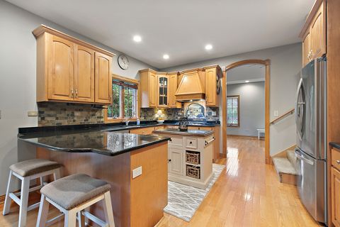 Tiny photo for 209 Linden Oaks Lane, New Lenox, IL 60451 (MLS # 12501938)