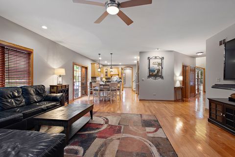 Tiny photo for 209 Linden Oaks Lane, New Lenox, IL 60451 (MLS # 12501938)