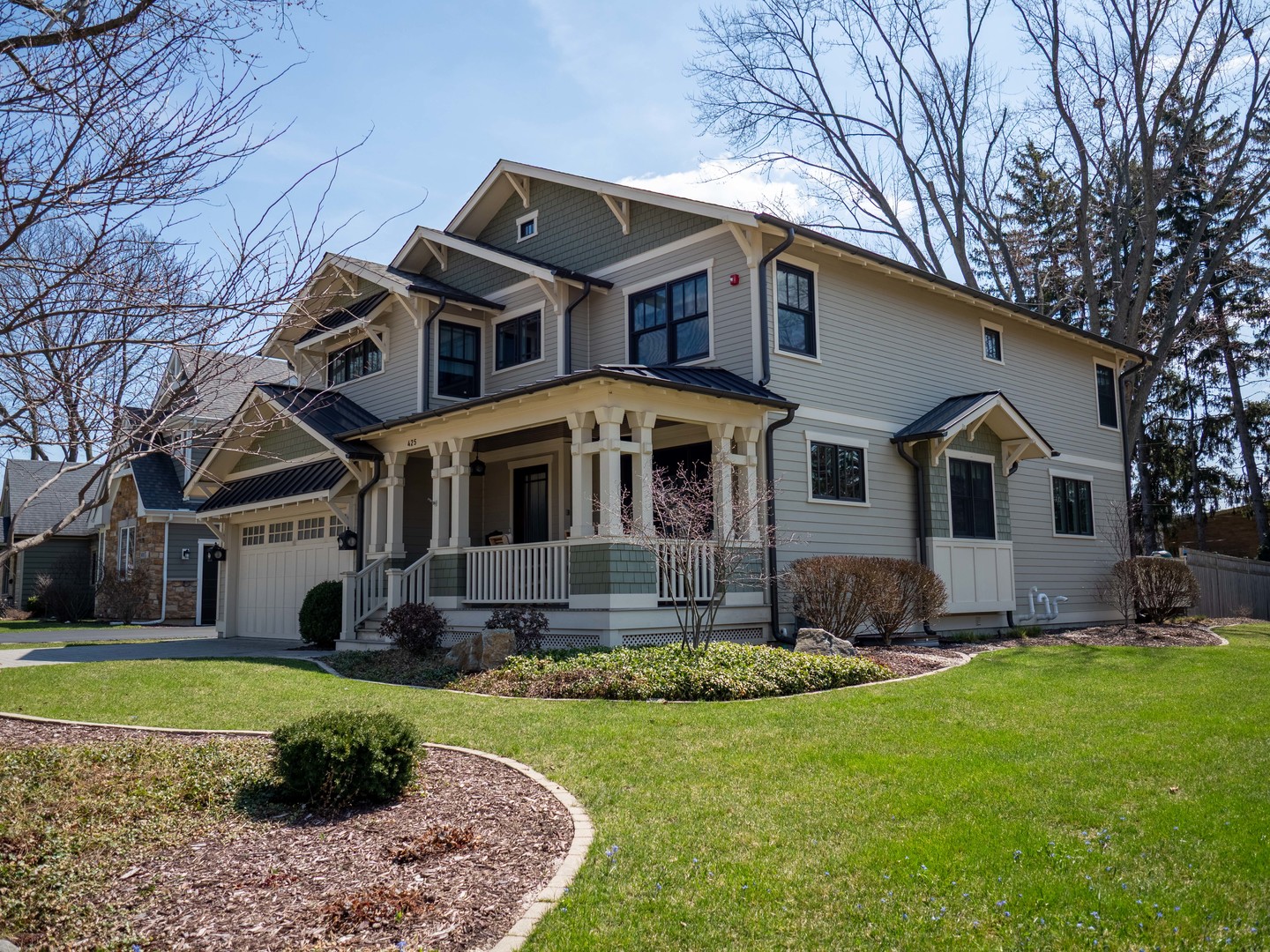 425 W Lincoln Avenue