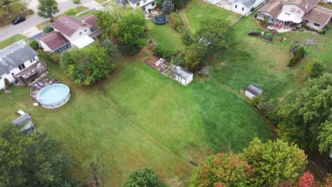 Tiny photo for 3725 N Firestone Drive, Hoffman Estates, IL 60192 (MLS # 12490706)