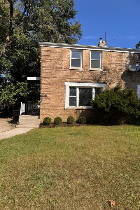 Tiny photo for 2552 E 96th Street, Chicago, IL 60617 (MLS # 12505161)
