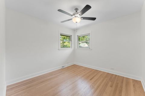 Tiny photo for 208 47th Street, Western Springs, IL 60558 (MLS # 12462119)