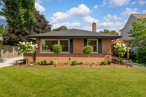 208 47th Street Western Springs IL 60558