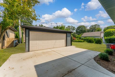 Tiny photo for 208 47th Street, Western Springs, IL 60558 (MLS # 12462119)