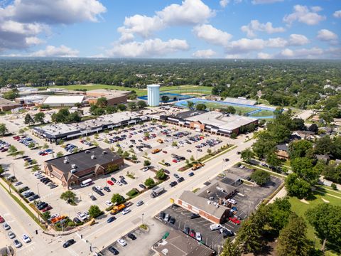 Tiny photo for 208 47th Street, Western Springs, IL 60558 (MLS # 12462119)