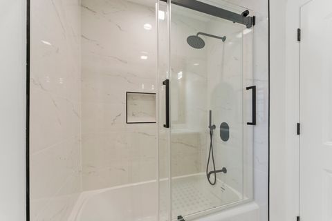 Tiny photo for 208 47th Street, Western Springs, IL 60558 (MLS # 12462119)