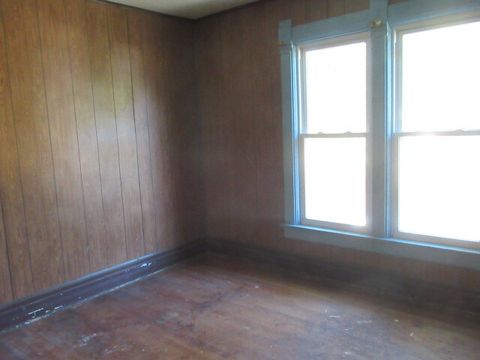 Tiny photo for 207 W Beardsley Avenue, Champaign, IL 61820 (MLS # 12492092)