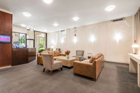 Tiny photo for 6007 N Sheridan Road #15G, Chicago, IL 60660 (MLS # 12443403)