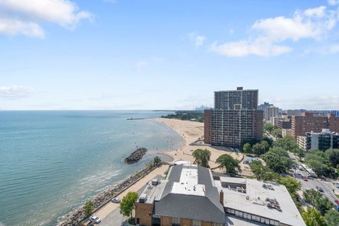 Tiny photo for 6007 N Sheridan Road #15G, Chicago, IL 60660 (MLS # 12443403)