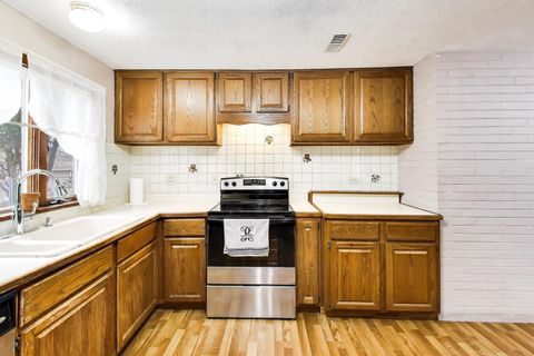 Tiny photo for Schaumburg, IL 60193 (MLS # 12586741)