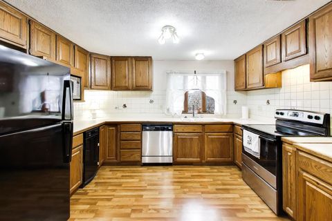 Tiny photo for Schaumburg, IL 60193 (MLS # 12586741)