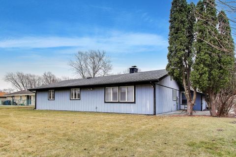 Tiny photo for Schaumburg, IL 60193 (MLS # 12586741)