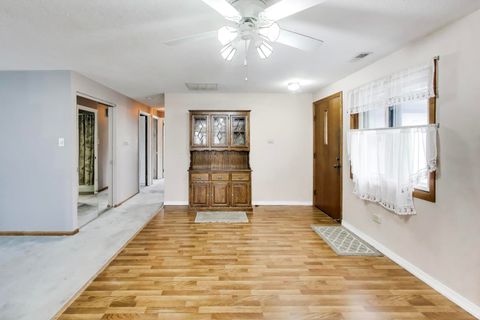 Tiny photo for Schaumburg, IL 60193 (MLS # 12586741)