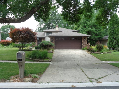 Photo of 3145 Drover Lane, Darien, IL 60561 (MLS # 12728795)