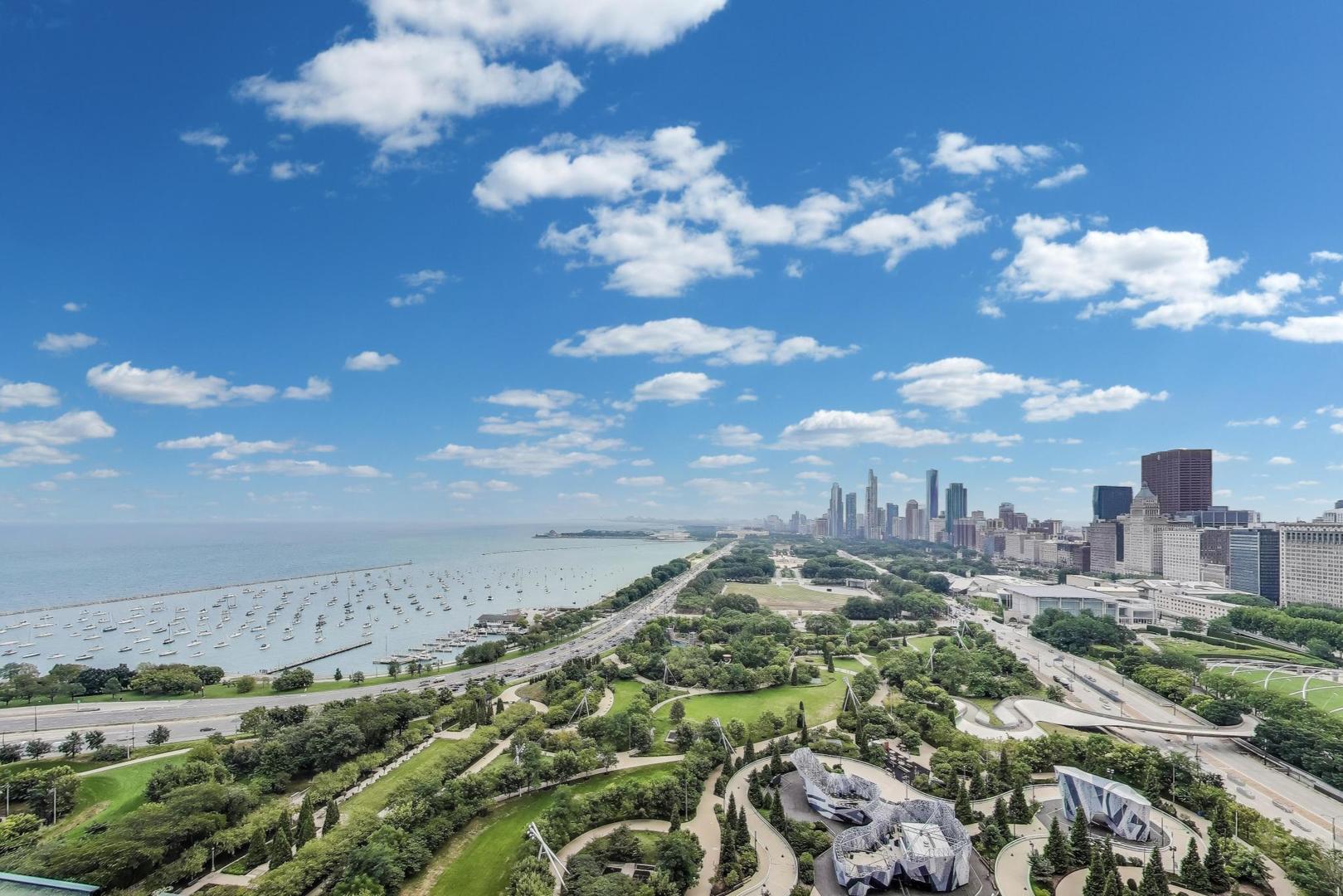 Chicago, Illinois 60601, United States, 2 Bedrooms Bedrooms, ,2 BathroomsBathrooms,Residential,Active,195197