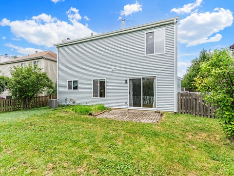 Tiny photo for 6411 Parksleg Court, Lisle, IL 60532 (MLS # 12773778)