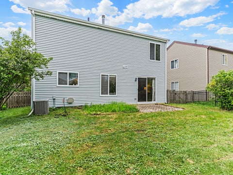 Tiny photo for 6411 Parksleg Court, Lisle, IL 60532 (MLS # 12773778)