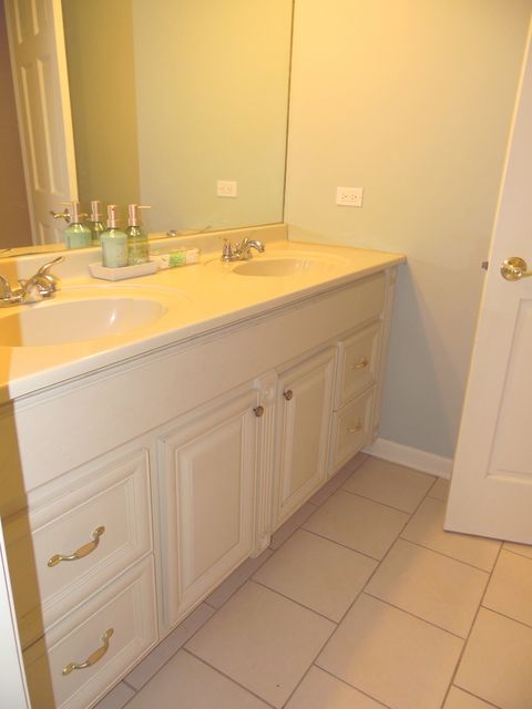 Tiny photo for 19057 S Saddlebrook Drive, Shorewood, IL 60404 (MLS # 12394552)