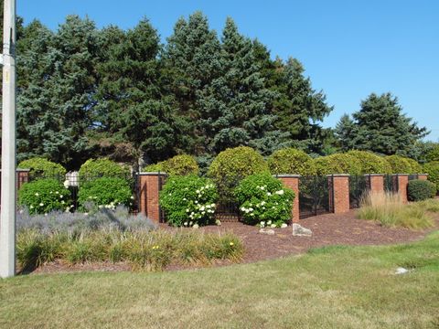 Tiny photo for 19057 S Saddlebrook Drive, Shorewood, IL 60404 (MLS # 12394552)