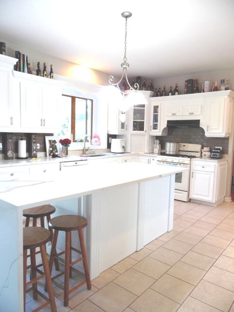 Tiny photo for 19057 S Saddlebrook Drive, Shorewood, IL 60404 (MLS # 12394552)