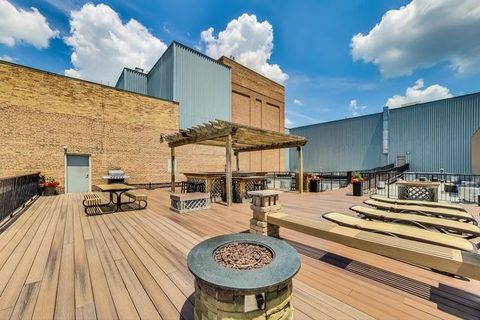 Tiny photo for 1645 W Ogden Avenue #429, Chicago, IL 60612 (MLS # 12627109)