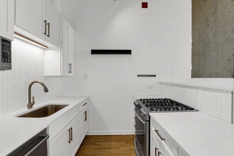 Tiny photo for 1645 W Ogden Avenue #429, Chicago, IL 60612 (MLS # 12627109)