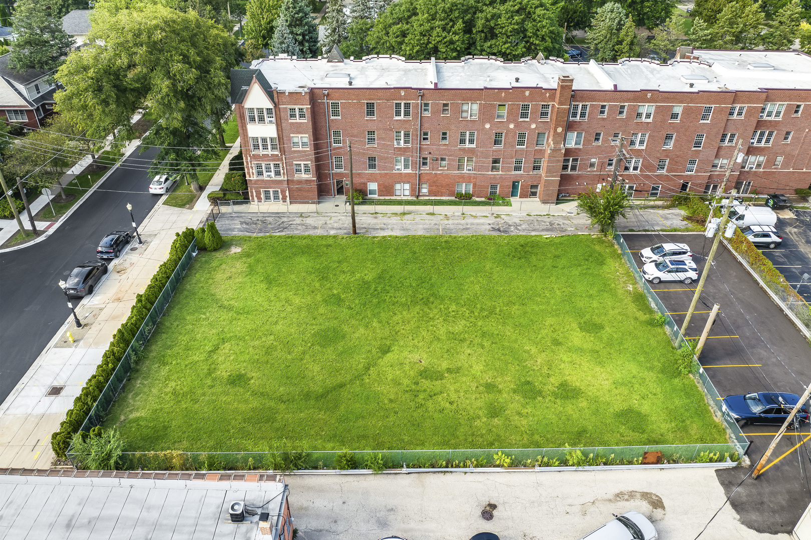 17-19 N Brainard Avenue