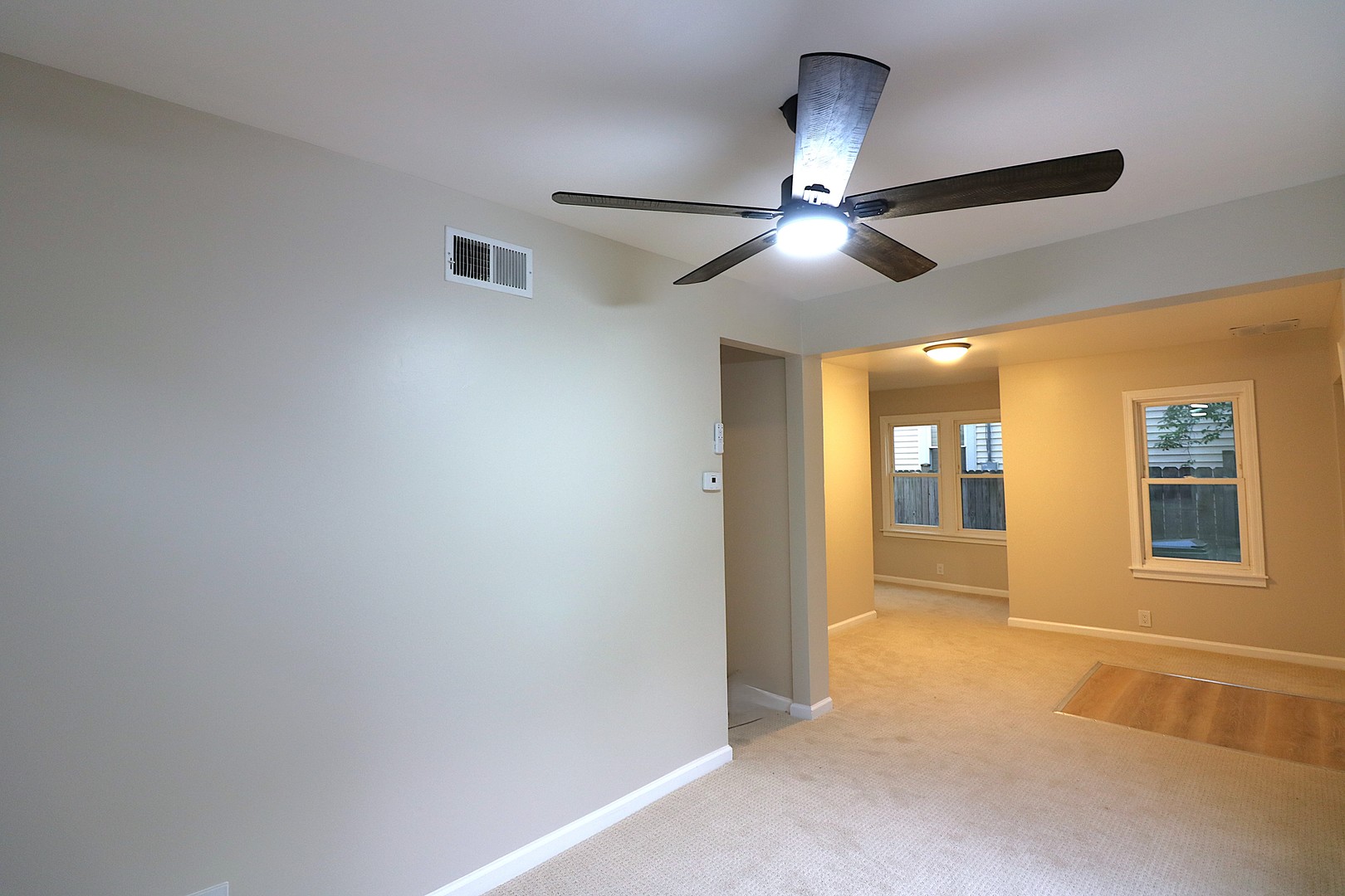 123 E Pineview Drive