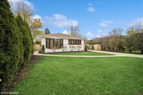 A home in Park Ridge