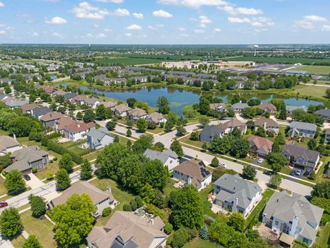 Tiny photo for 12136 Winterberry Lane, Plainfield, IL 60585 (MLS # 12424553)