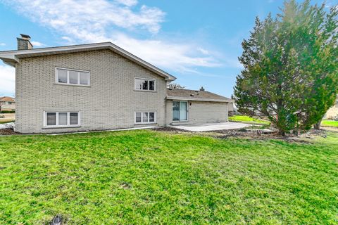 Tiny photo for 15114 Lilac Court, Orland Park, IL 60462 (MLS # 12600139)