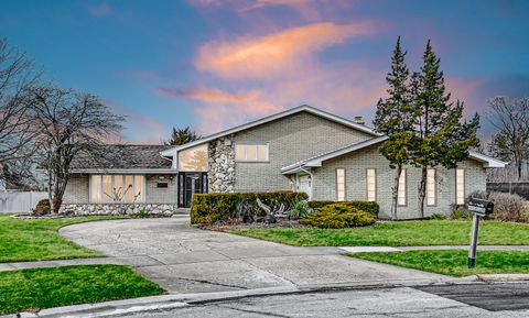 Tiny photo for 15114 Lilac Court, Orland Park, IL 60462 (MLS # 12600139)