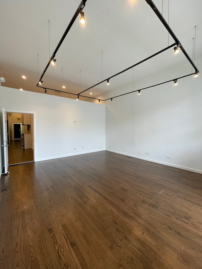 1451 N ASHLAND Avenue S