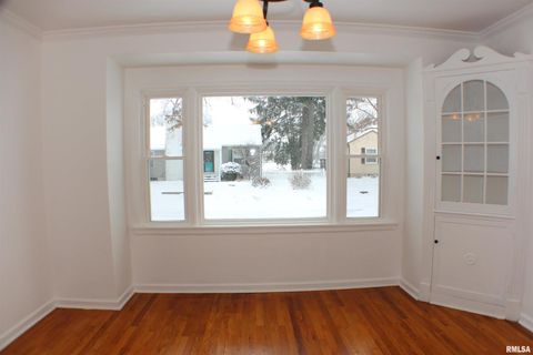 Tiny photo for 1611 COFFELT Avenue, Davenport, IA 52803 (MLS # QC4270067)