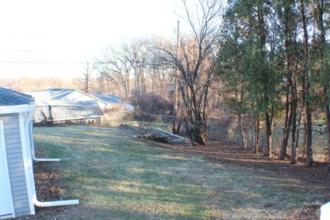 Tiny photo for 1611 Coffelt Ave Ave, Davenport, IA 52803 (MLS # QC4270067)