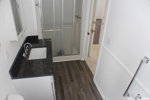 Tiny photo for 1611 COFFELT Avenue, Davenport, IA 52803 (MLS # QC4270067)