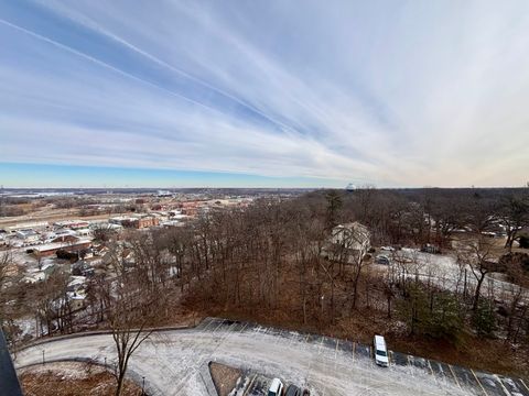 Tiny photo for 1800 7th Street #11F, East Moline, IL 61244 (MLS # 12555608)