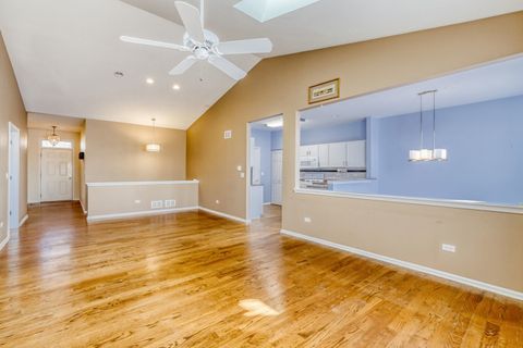 Tiny photo for 2278 Meadowcroft Lane, Grayslake, IL 60030 (MLS # 12583717)