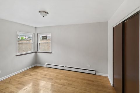 Tiny photo for 805 N 22nd Avenue #5, Melrose Park, IL 60160 (MLS # 12574961)