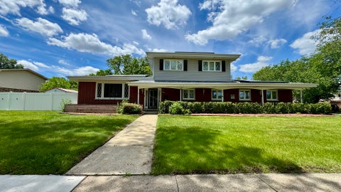 Photo of 1348 Berry Lane, Flossmoor, IL 60422 (MLS # 12758718)