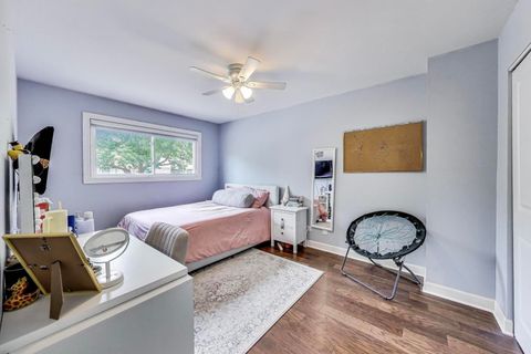 Tiny photo for 107 W Brighton Place, Mount Prospect, IL 60056 (MLS # 12497474)