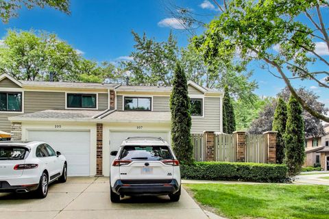 Tiny photo for 107 W Brighton Place, Mount Prospect, IL 60056 (MLS # 12497474)